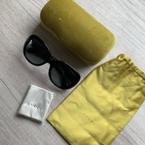 GUCCI SUNGLASSES
